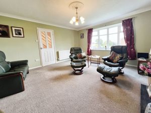 Lounge- click for photo gallery